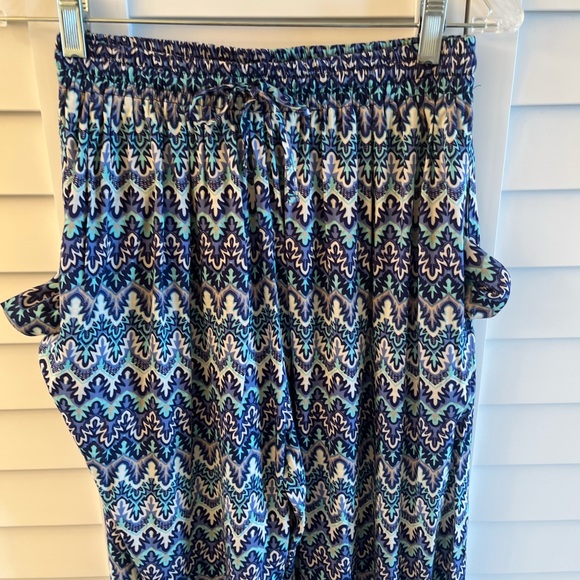 Wish… harem pants. Beautiful Blue Print Size M/L. Drawstring Waist - Picture 7 of 7